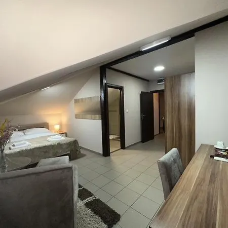 Jp Mali Pariz Aparthotel
