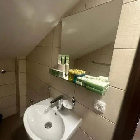 Aparthotel Jp Mali Pariz